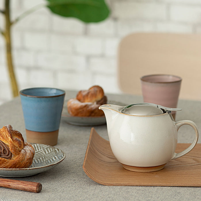 ZERO JAPAN Round Ceramic Teapot 15oz Natural White / by ZERO JAPAN