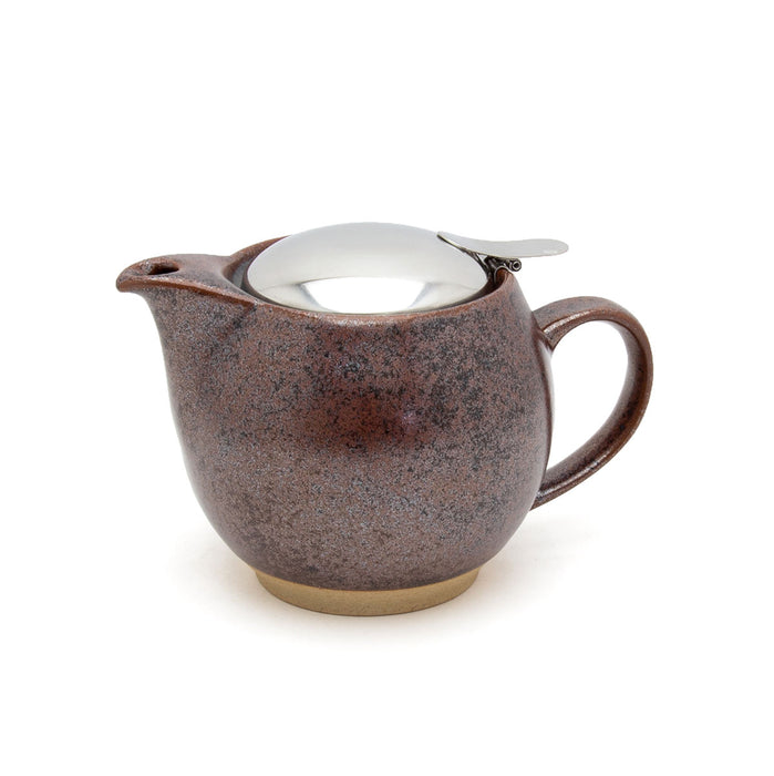ZERO JAPAN Round Ceramic Teapot 15oz Iron Brown / by ZERO JAPAN